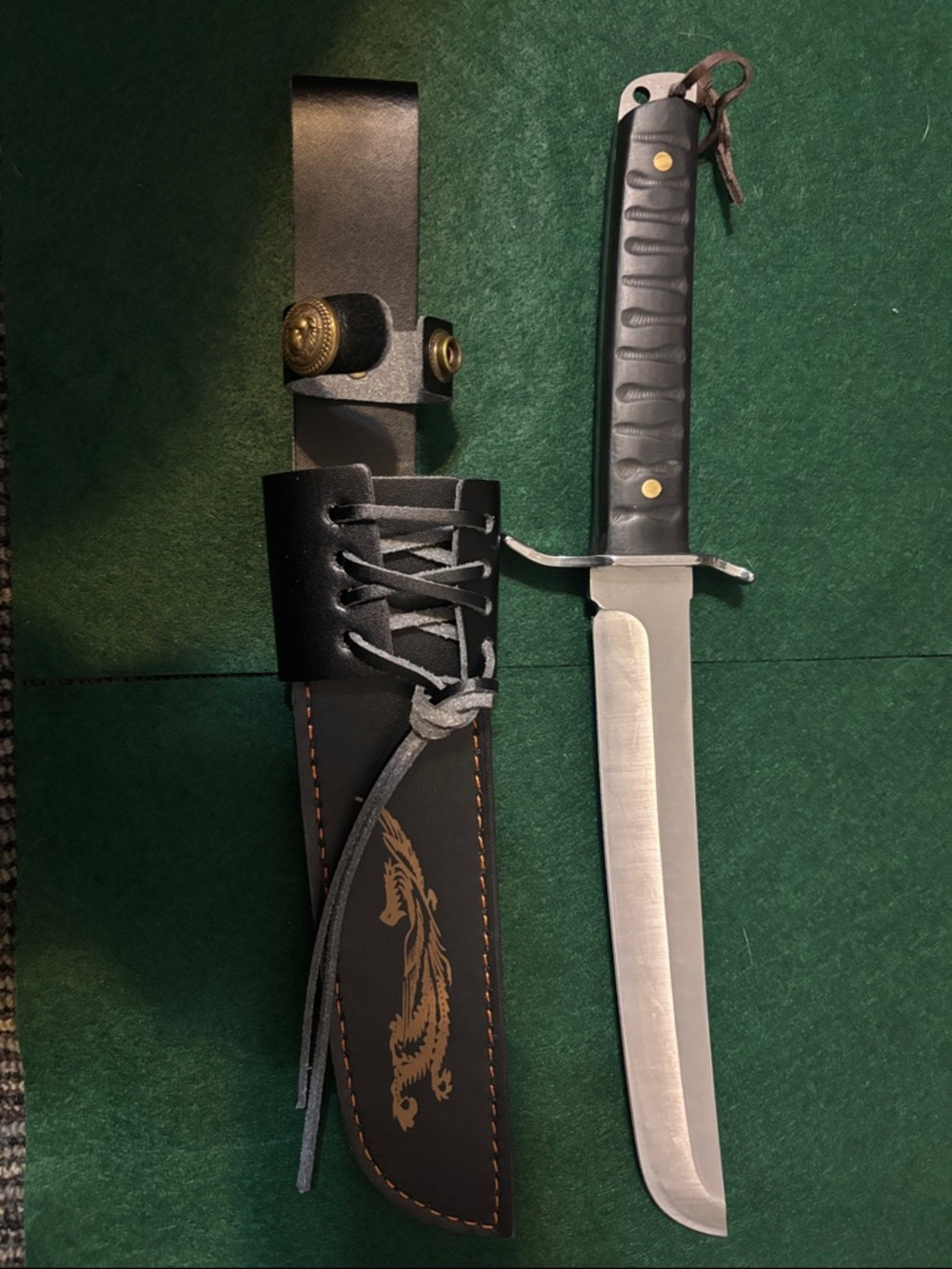 High Quality Black Fixed-Blade Japanese Survival Knife with Black Leather Sheath